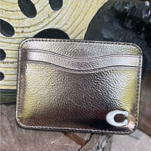 Authentic COACHTOPIA Metallic leather C card holder